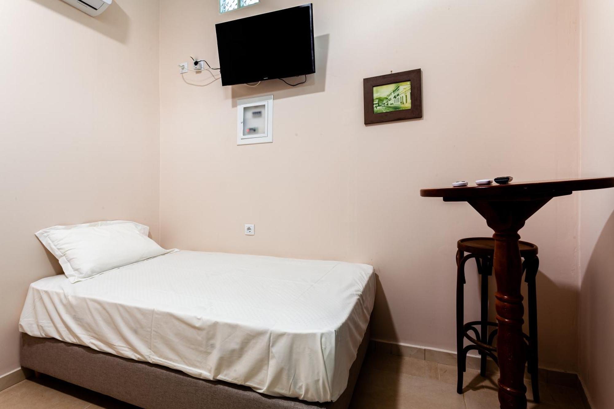 Apartment στούντιο στη στοά βαρβουτσή#9 Kalamata